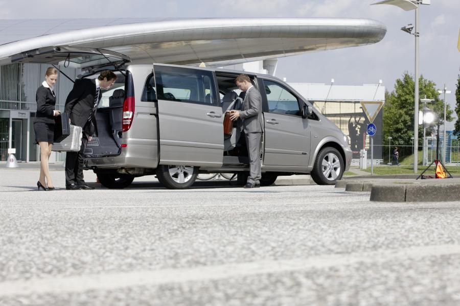  Mercedes-Benz Viano 2011 года  (фото 90 из 140)